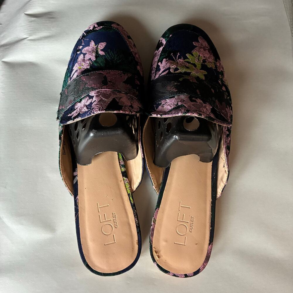 LOFT Blue Floral Monk Strap Mule Shoes Women's 9 Pointed-Toe Satin Asian Shimmer - Picture 10 of 13